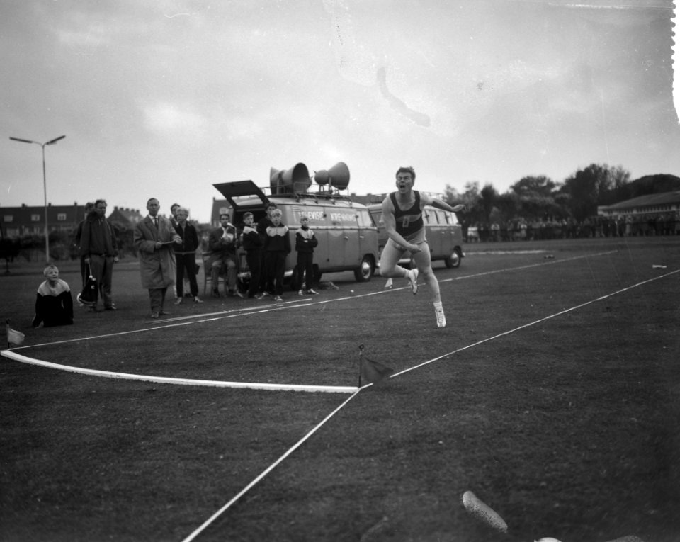 Atletiekwedstrijden Den Haag - Londen, Bestanddeelnr 912-7711