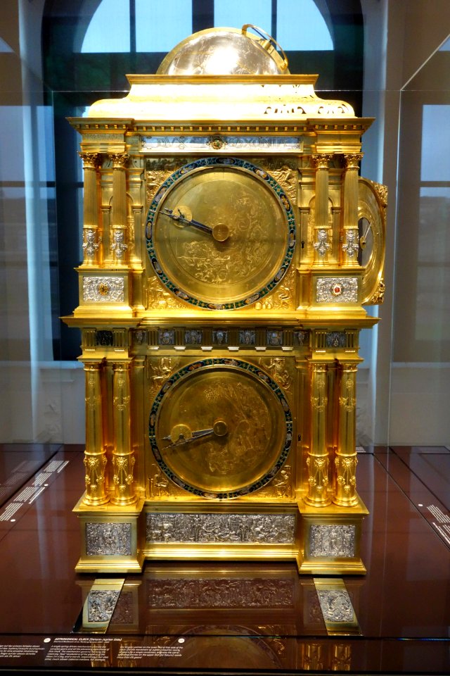 Astronomical clock (Saturn-Jupiter side), Eberhard Baldewein et al, Marburg-Kassel, 1563-1568 - Mathematisch-Physikalischer Salon, Dresden - DSC08051 01