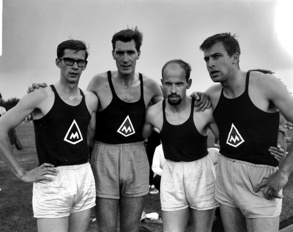 Atletiek Nederland tegen Frankrijk te Delft Estafetteploeg Minerva Houthuis, Ko, Bestanddeelnr 915-4619