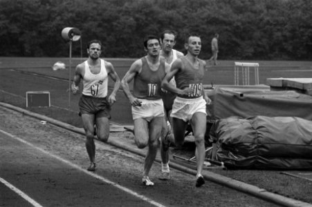 Atletiek Nederland tegen Denemarken in Groningen nr. 19 B. Wassenaar, Bestanddeelnr 923-7715