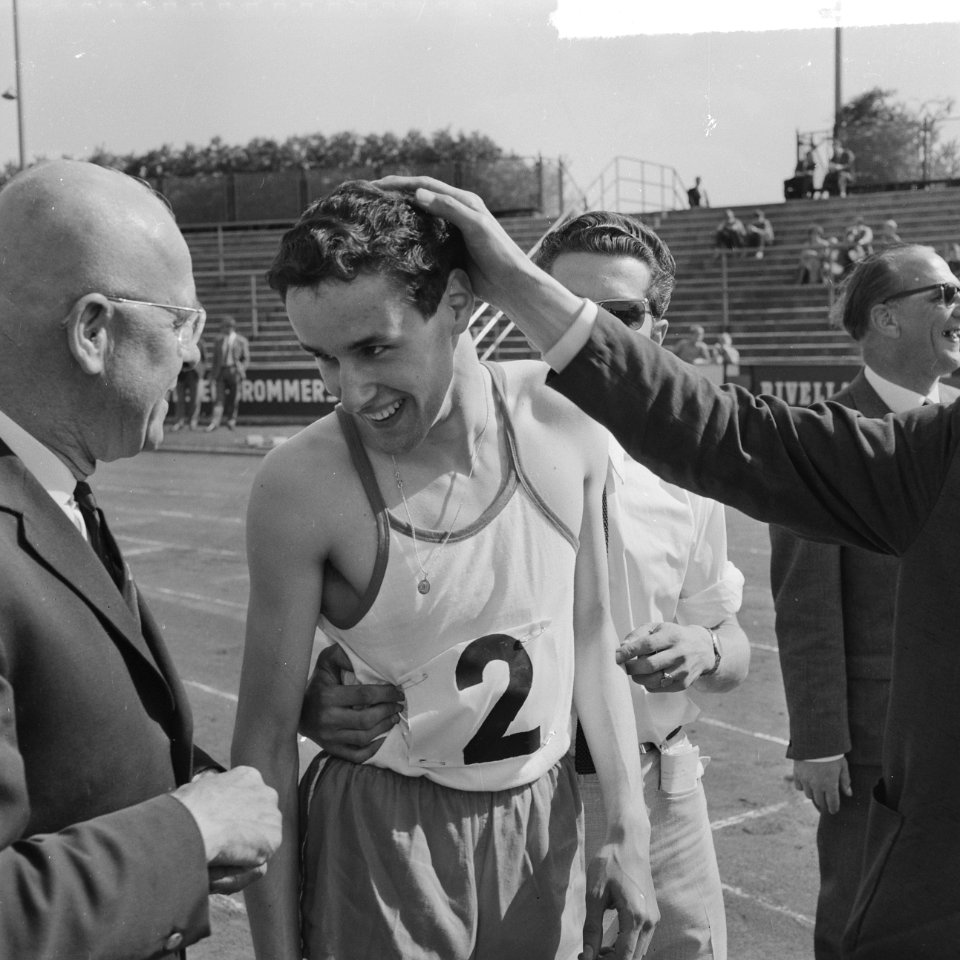 Atletiek om Europa Cup te Enschede voor heren, Fred van Herpen verbeterde de 400, Bestanddeelnr 917-9034