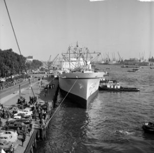 Atoom koopvaardijschip Savannah in Rotterdam, aankomst Parkkade, Bestanddeelnr 916-9500