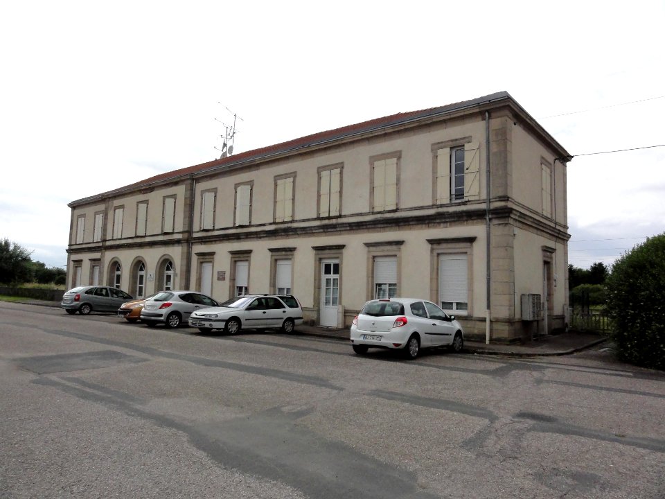 Avricourt (M-et-M) gare d'Igney-Avricourt (01)