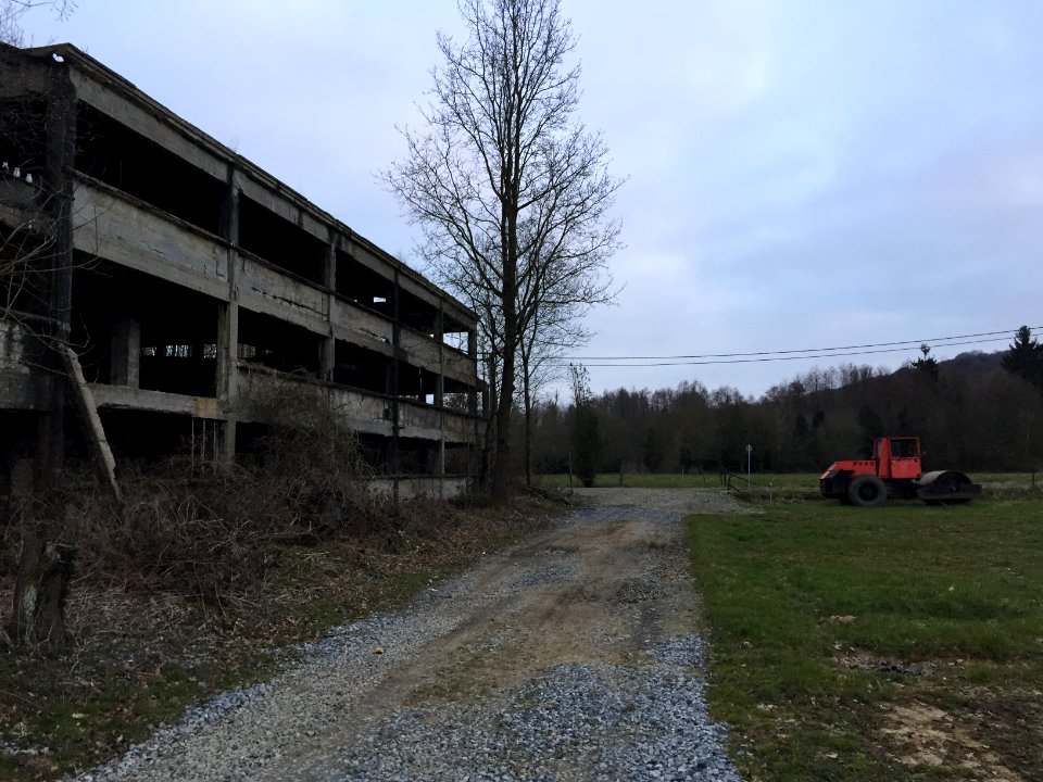 Bâtiment industriel abandonné à Jamioulx 3