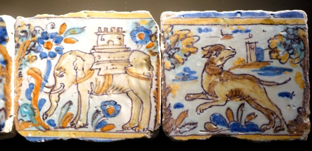 Azulejos with elephant and dog, staircase tiles, c. 1700-1730 - Alcázar of Seville, Spain - DSC07371