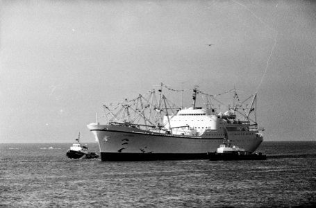 Atoom koopvaardijschip Savannah in Rotterdam, de Savannah bij Hoek van Holla, Bestanddeelnr 916-9503