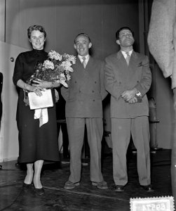 AVRO verkiezing beste sporter 1954, Geertje Wielema (1) en Wout Wagtmans (2), Bestanddeelnr 906-9574