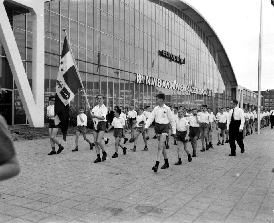 Avondvierdaagse Start bij de RAI, Bestanddeelnr 912-6242
