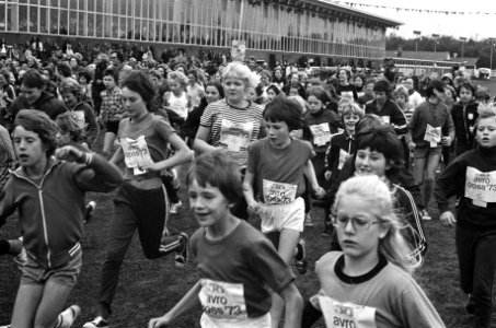 AVRO-cross, start van prestatieloop voor de jeugd, Bestanddeelnr 926-7612