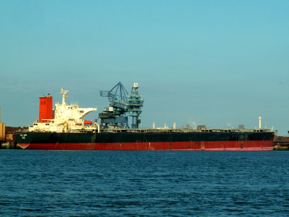 AZUL GLORY - IMO 9157612 - Callsign 3FFV9 p4, Port of Rotterdam, Holland 08-Jul-2006