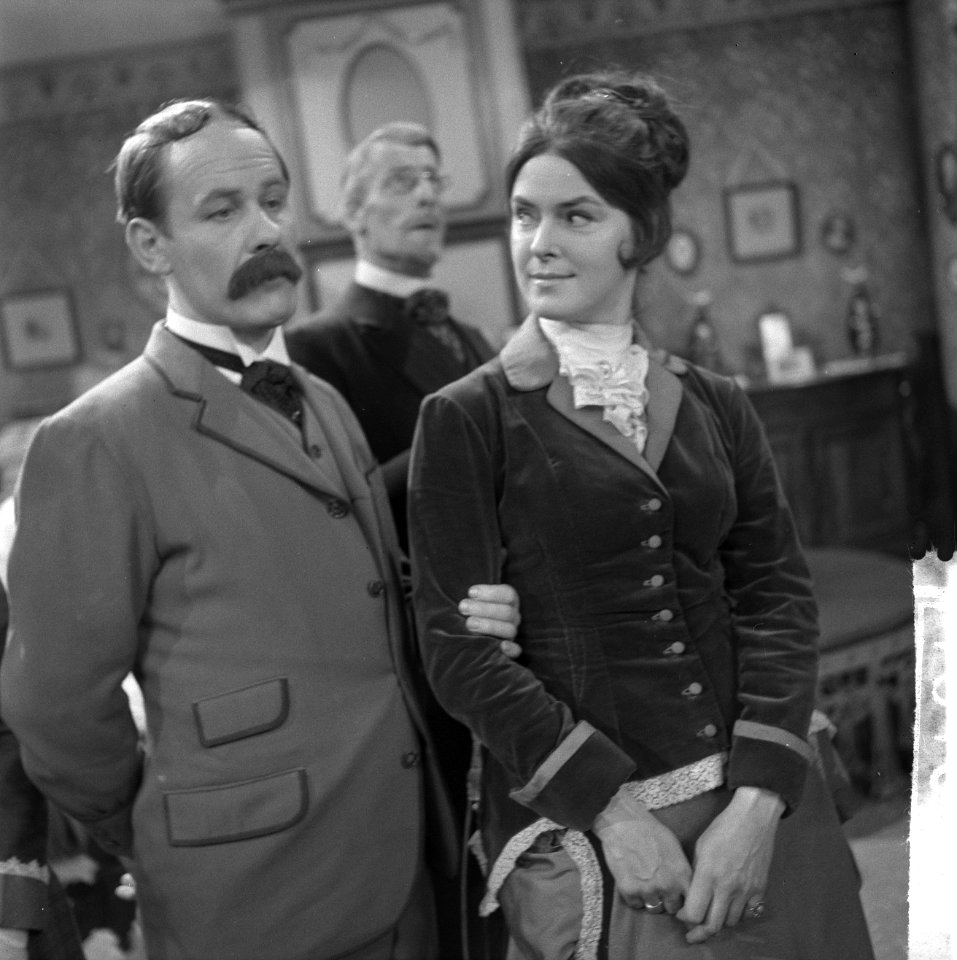 Avro televisie. Klucht 'Hotel het Paradijs' . Ina van Faassen , Pieter Lutz , Fr, Bestanddeelnr 916-1060