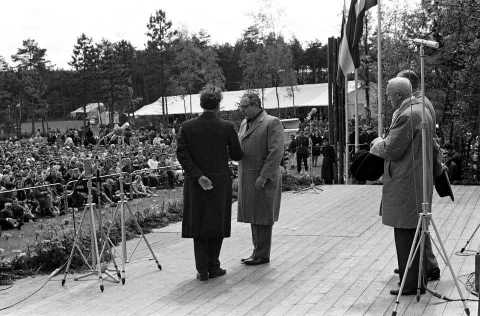 AVRO-landdag op Berg en Bos te Apeldoorn, Bestanddeelnr 913-9770
