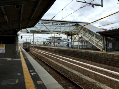 Azuchi station disused flyover 20160413 02
