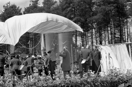 AVRO-landdag op Berg en Bos te Apeldoorn, Bestanddeelnr 913-9769