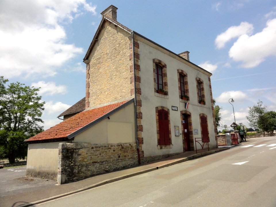Béthon (Sarthe) mairie