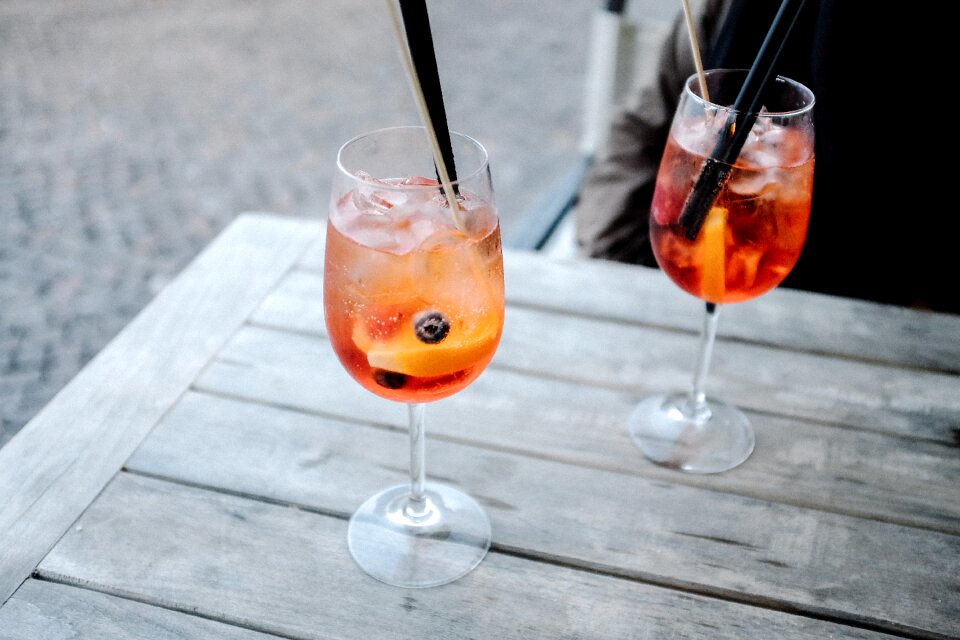 Cocktail drinks table