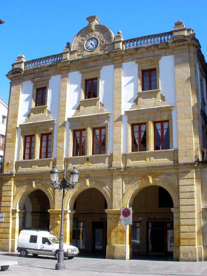 Azkoitia - Casa de la Cultura 1
