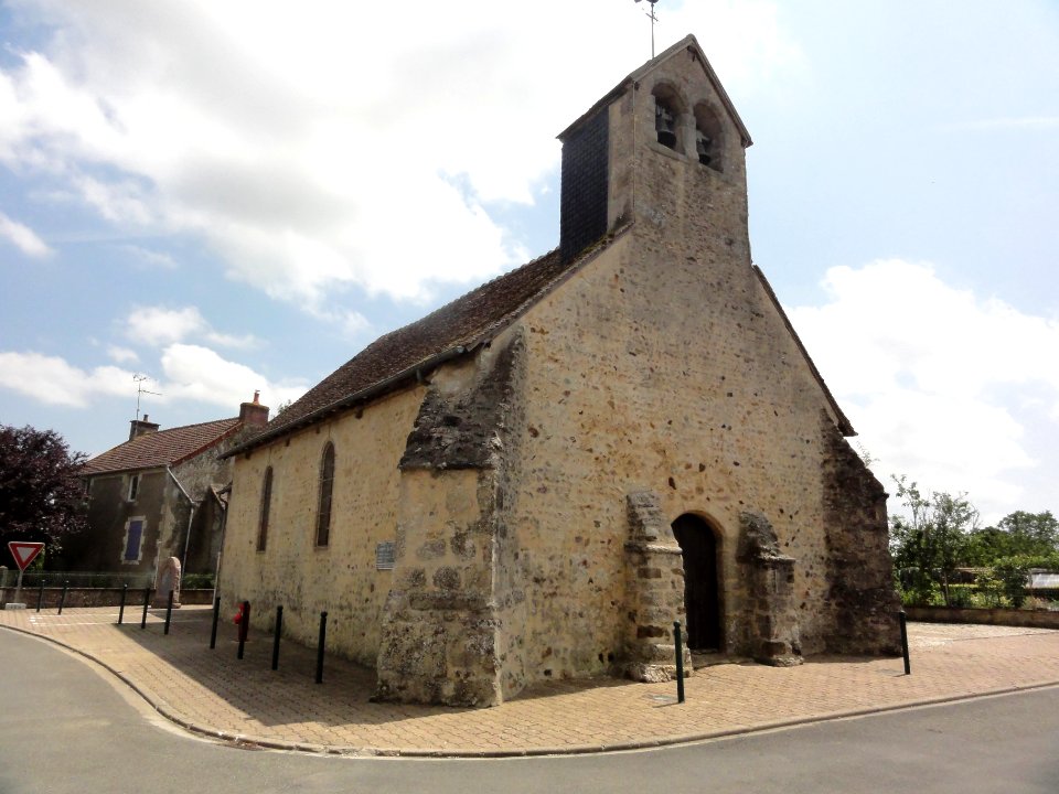 Béthon (Sarthe) église Saint-Barthélemy (01)