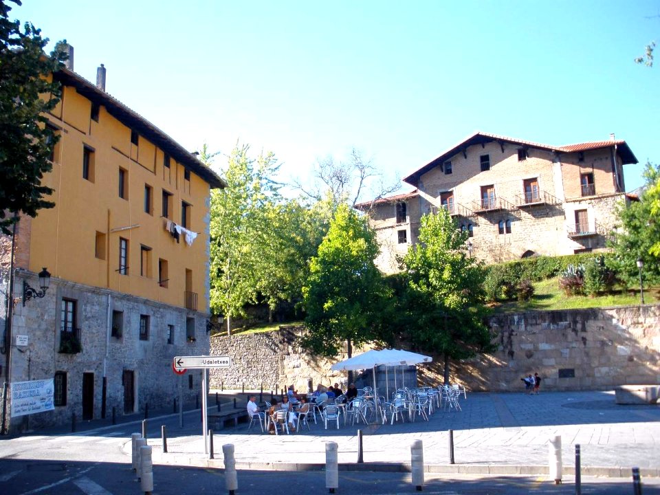 Azkoitia - Balda Plaza