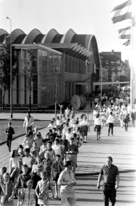 Avond vierdaagse start bij RAI, Amsterdam, Bestanddeelnr 922-5070