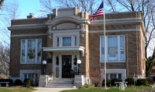 Ayer Public Library from SW 2