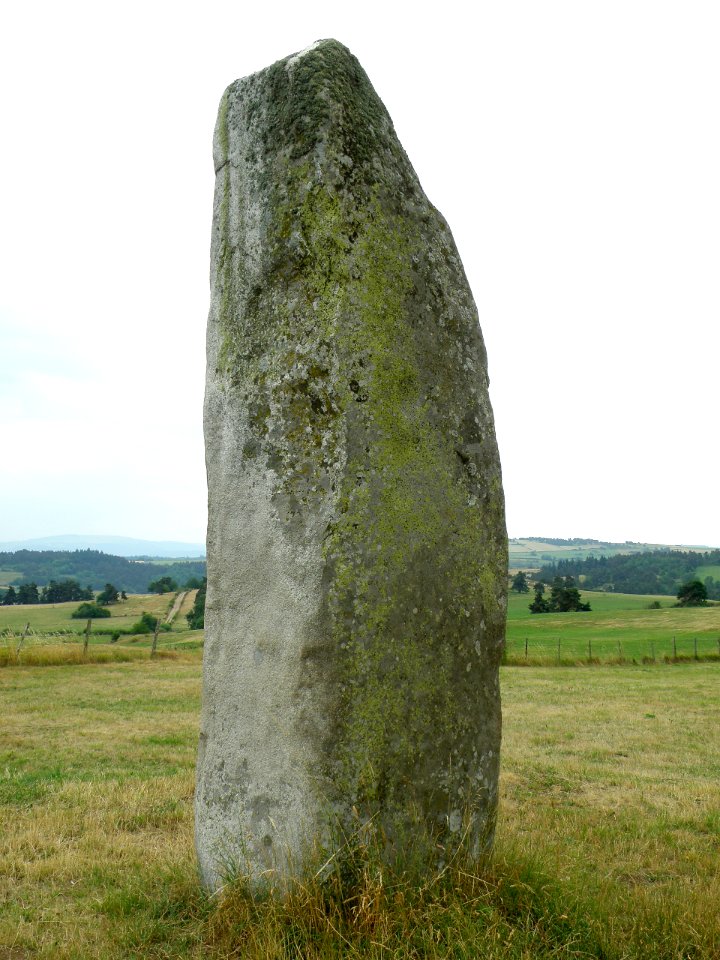 Aydat Pierre Longue1