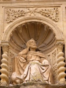 Ayerbe - Iglesia de San Pedro 3