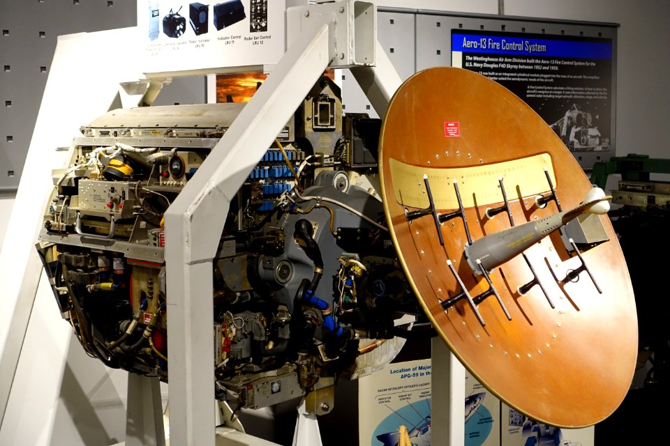 AWG-10 APG-59 Radar, first aircraft use of pulse doppler, view 2 - National Electronics Museum - DSC00361