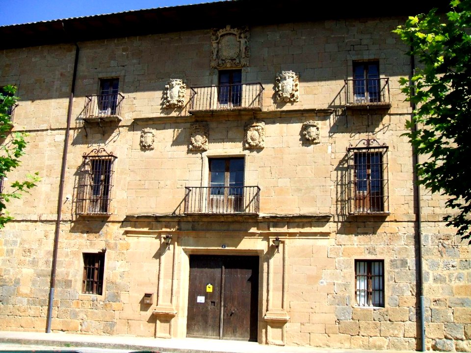 Ayegui - Monasterio Irache 01