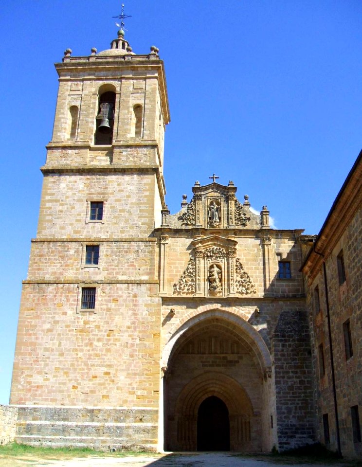 Ayegui - Monasterio Irache 03
