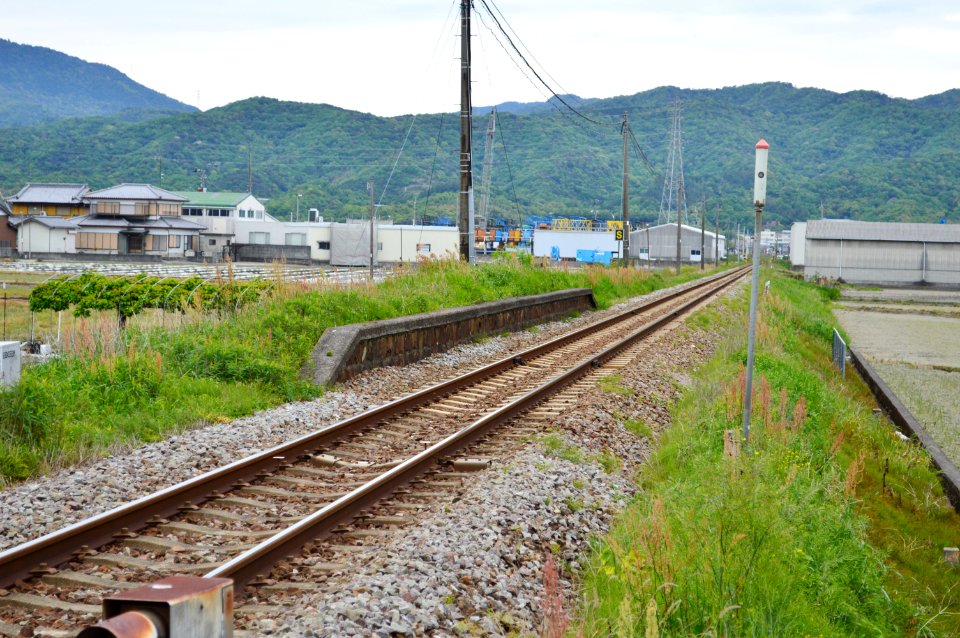 Awa-Ichiba Station, old platform