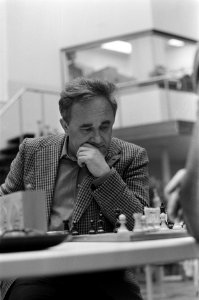 AVRO-schaaktoernooi, nummer 21, 22 en 23 Geller, Bestanddeelnr 926-4784