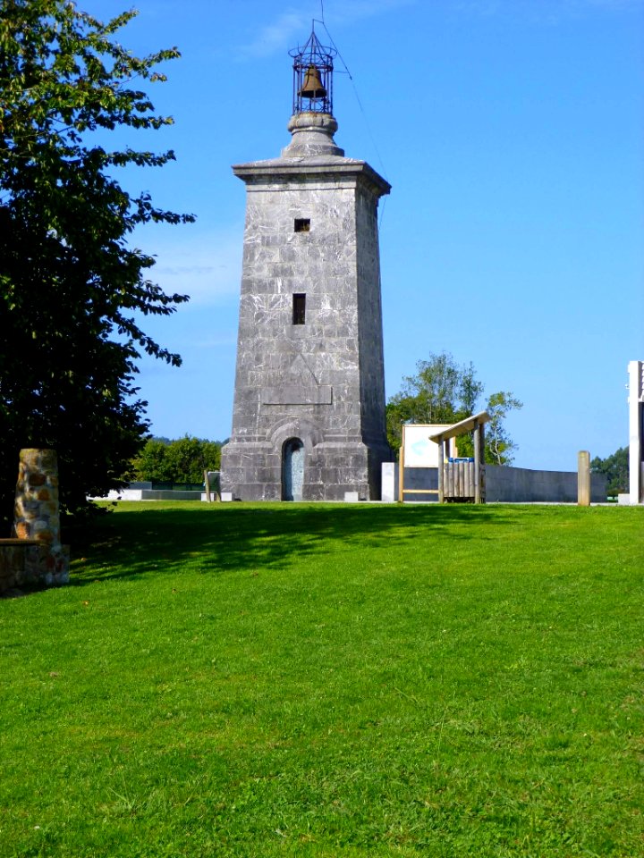 Axpe (Busturia) - Torre Madariaga y Centro de Biodiversidad de Euskadi 17