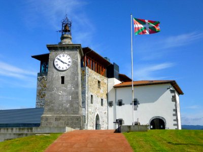 Axpe (Busturia) - Torre Madariaga y Centro de Biodiversidad de Euskadi 11