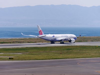 B-189808 20170824 at Kansai 03