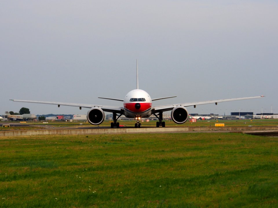 B-2076 China Cargo Airlines Boeing 777-F6N - cn 37711, taxiing 22july2013 pic-001