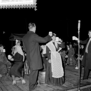 Avondfeest 75 jaar kaasmarkt Bodegraven, Bestanddeelnr 908-9649