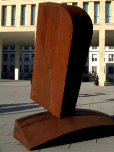 Büste (Franz Bernhard), Front