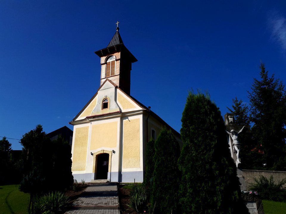 Bükkszentkereszt temploma nyáron