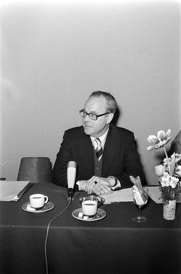B. van Vloten, voorzitter van de FBO, Bestanddeelnr 924-3769