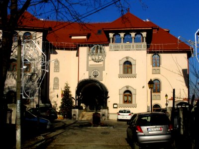B PalatulSuter HotelCarolPark