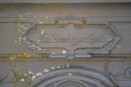 Böttingen, Gusseiserner Brunnen Kirchstraße, Hauptstraße, Detail 2
