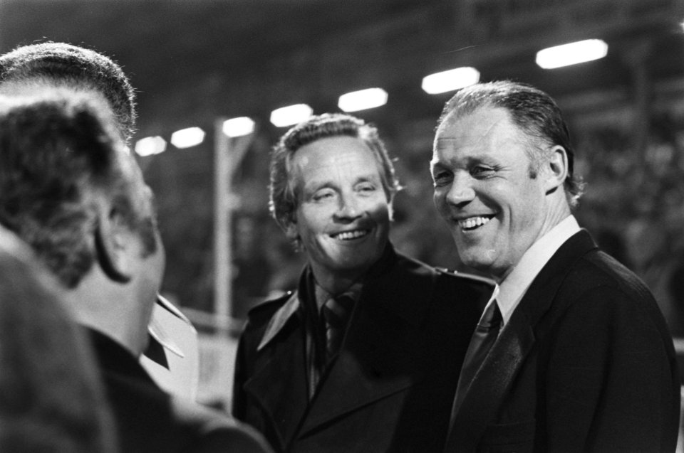 AZ67 tegen Barcelona (UEFA-cup) 1-1, Barcelona-trainer Michels (r), Bestanddeelnr 929-3988