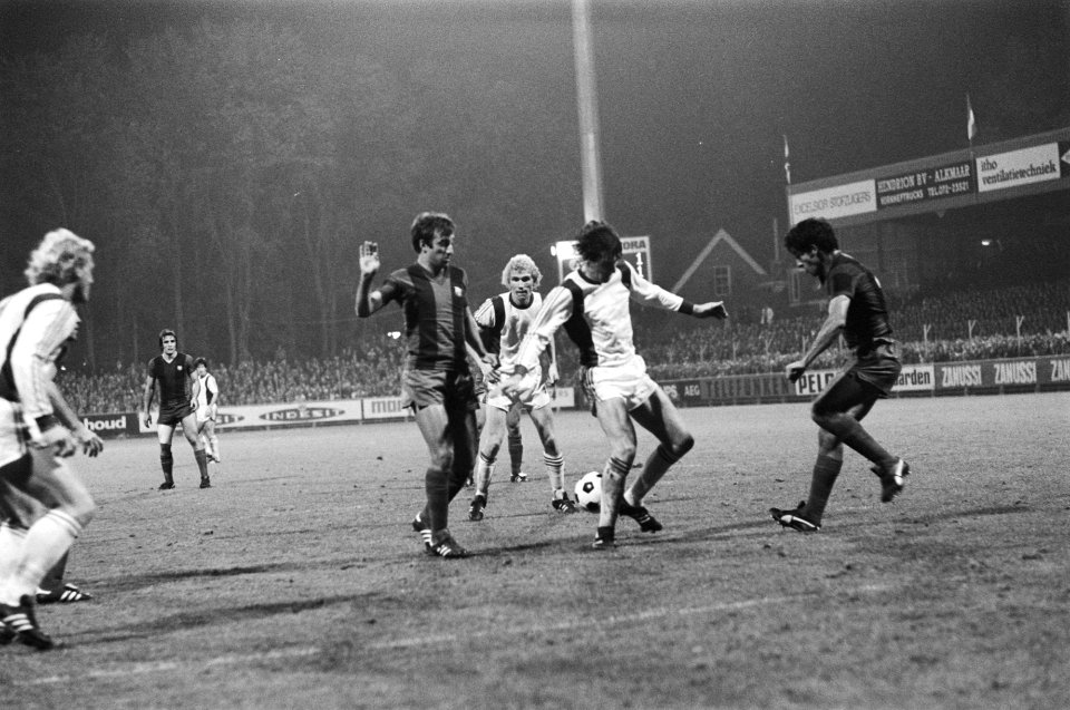 AZ67 tegen Barcelona (UEFA-cup) 1-1, spelmomenten, Bestanddeelnr 929-3986