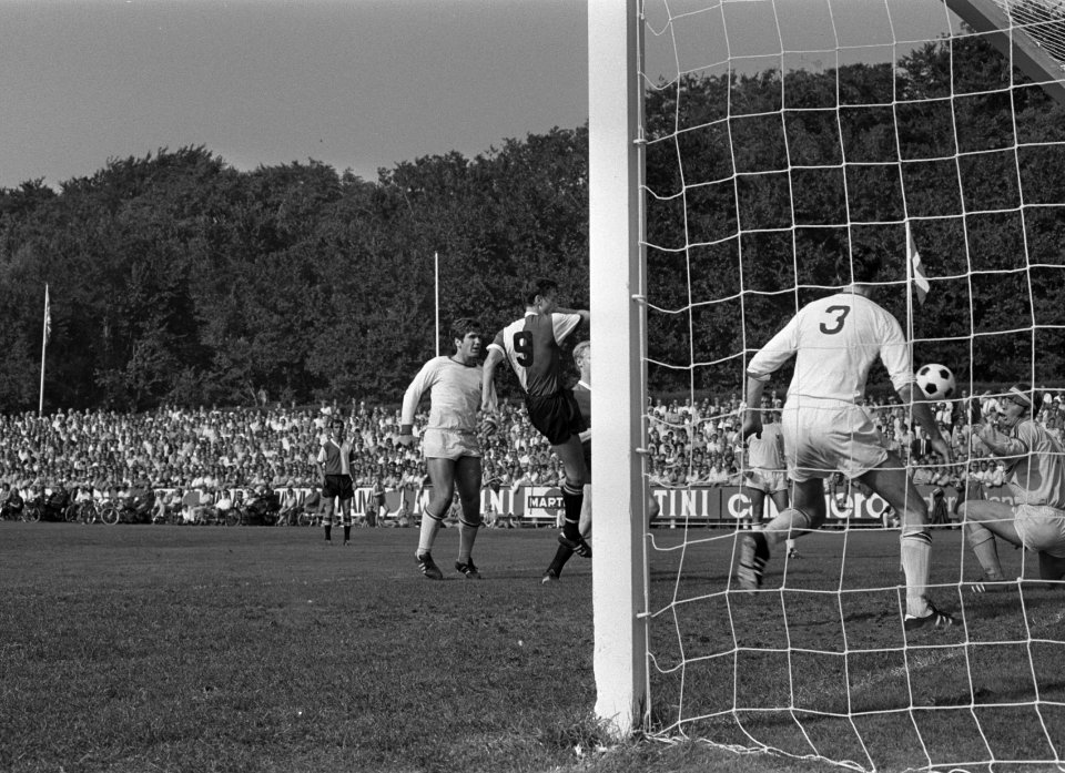 AZ 67 tegen Feijenoord 0-4, Bestanddeelnr 923-7949