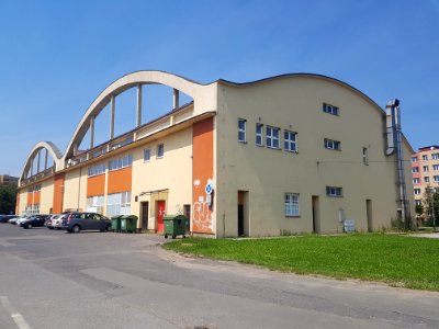 Bývalý letištní hangár na Dubině, Ostrava (1)