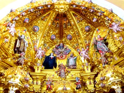 Autol - Iglesia de San Adrián y Santa Natalia, retablo del Santo Cristo 11