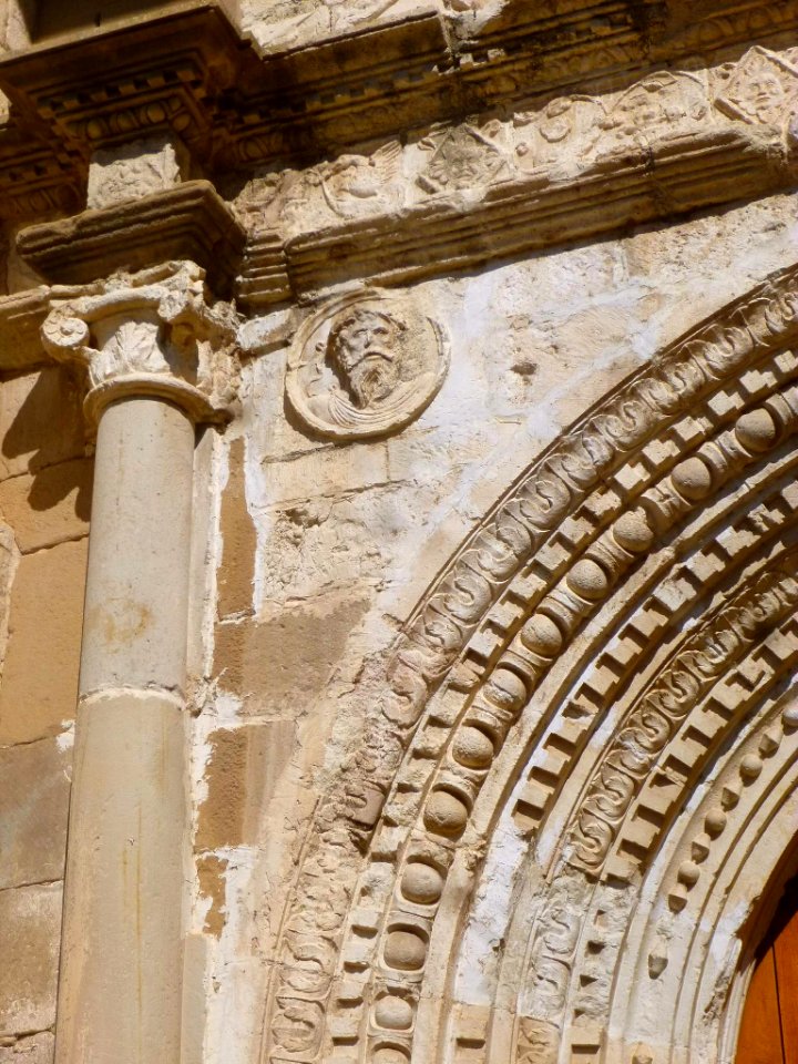 Autol - Iglesia de San Adrián y Santa Natalia 10