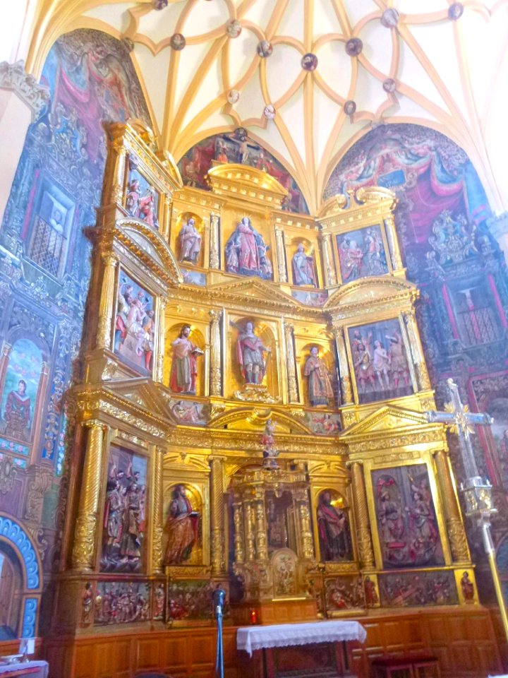 Autol - Iglesia de San Adrián y Santa Natalia, retablo mayor 5