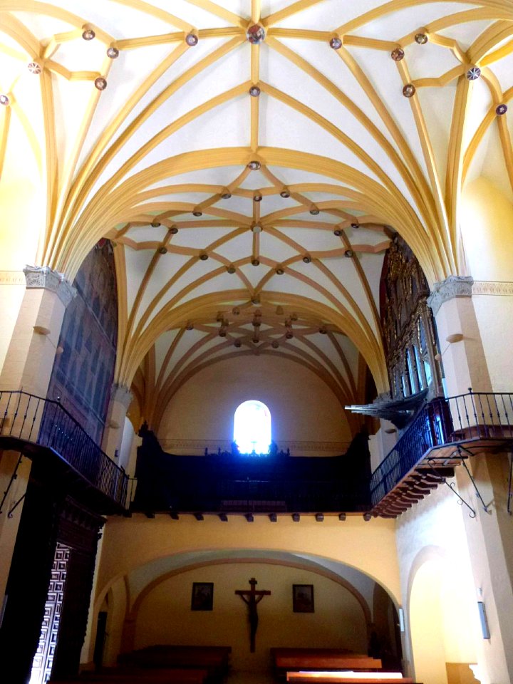 Autol - Iglesia de San Adrián y Santa Natalia, interior 14